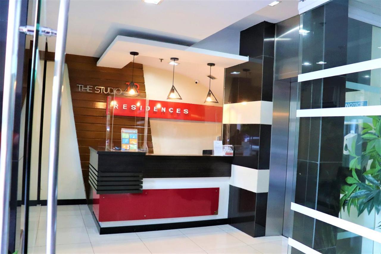 The Studio 18 Residences Manila Esterno foto